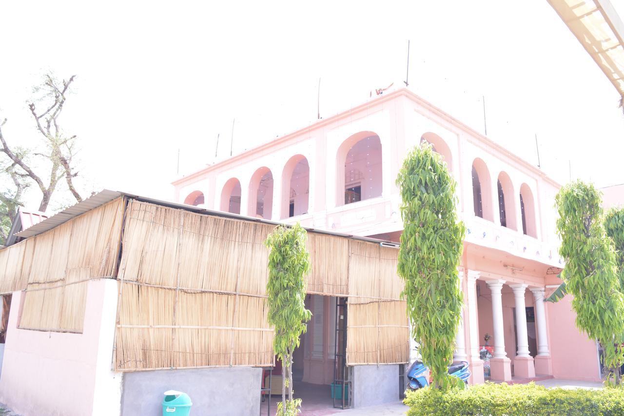 Hotel Saroop Vilas Palace Alwar Buitenkant foto